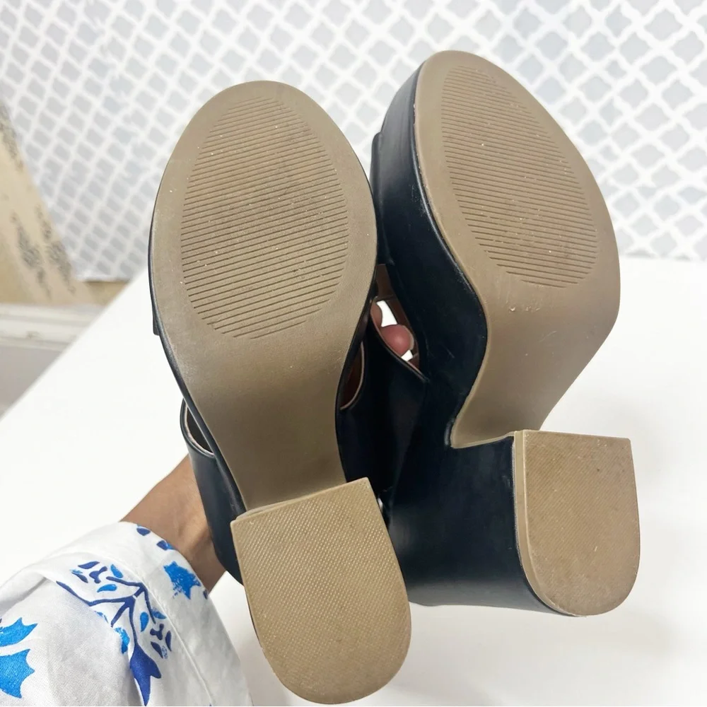 NWT DV Dolce Vita Black Cypress Platform Wedge Sandals